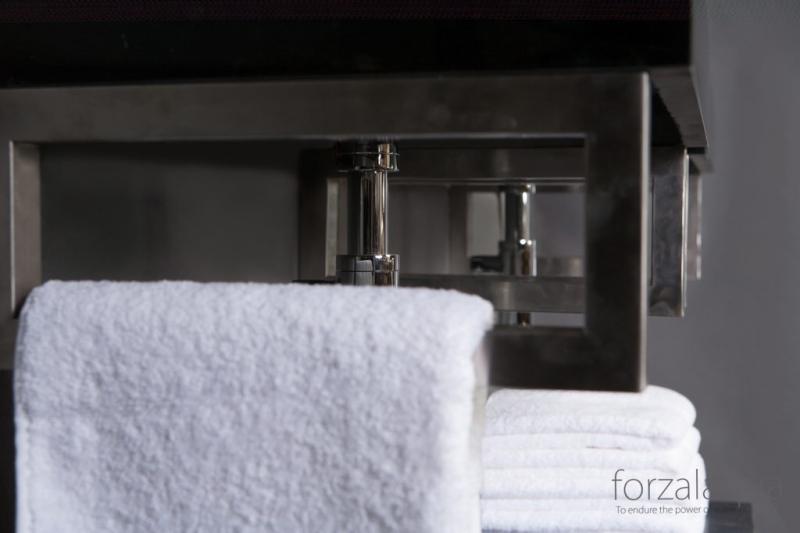 OUTLET Forzalaqua ophangbeugels 2 stuks zwart gepoedercoat 44x12 OUTLET 8060121