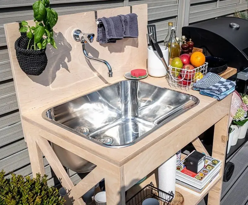 Aquadesign Utility uitstortgootsteen 45x45 cm voor in de bijkeuken of garage incl. beugels 1208957002