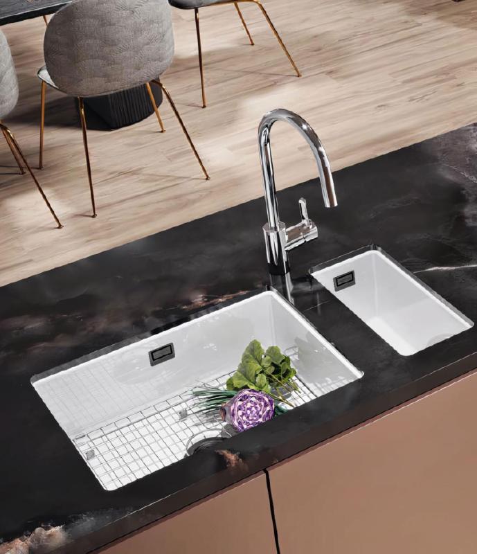 Ausmann Ceramic Ember Keramische Witte halve Spoelbak Opbouw en Onderbouw 174 x 400 mm met Gun metal plug 1208971503